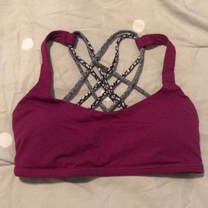 Lululemon sports bra